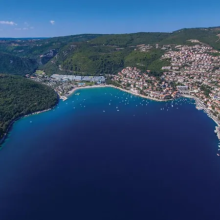Stunning In With House Sea View Apartamento