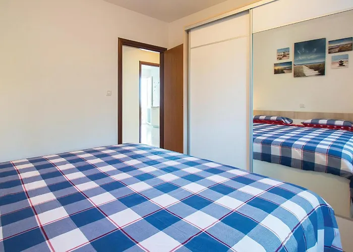 2 Bedroom Awesome In