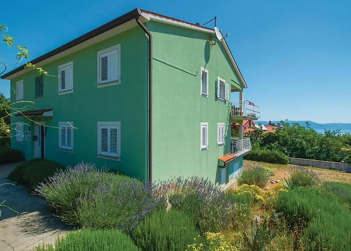 2 Bedroom Awesome In Apartman